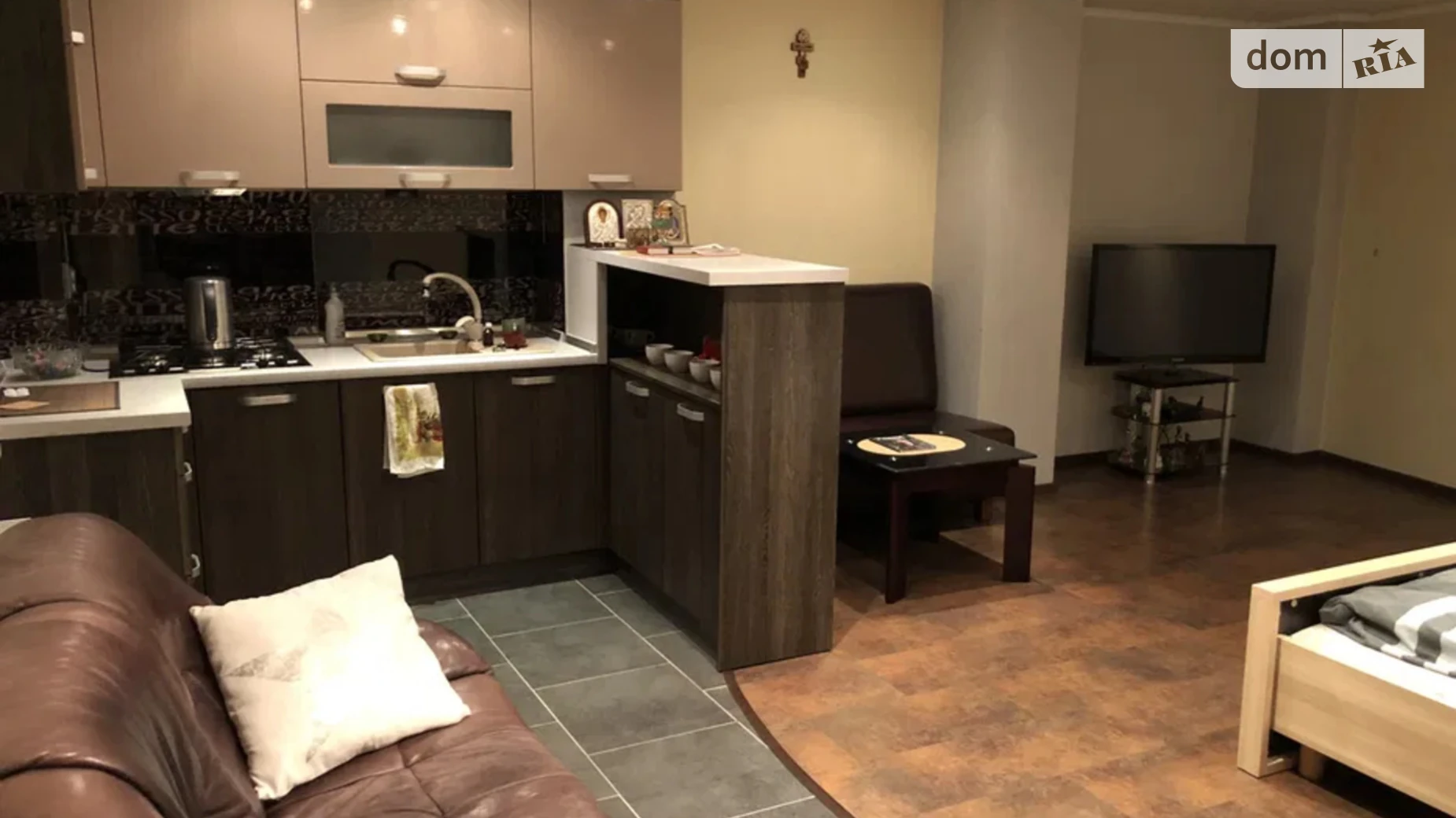 Продается дом на 2 этажа 120 кв. м с бассейном, цена: 177700 $ - фото 4