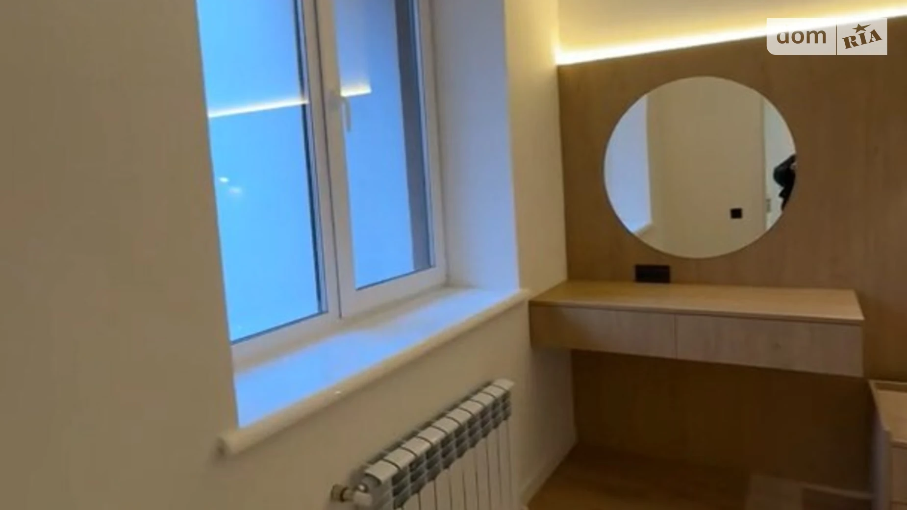 Продается дом на 2 этажа 124 кв. м с бассейном, цена: 140000 $ - фото 4