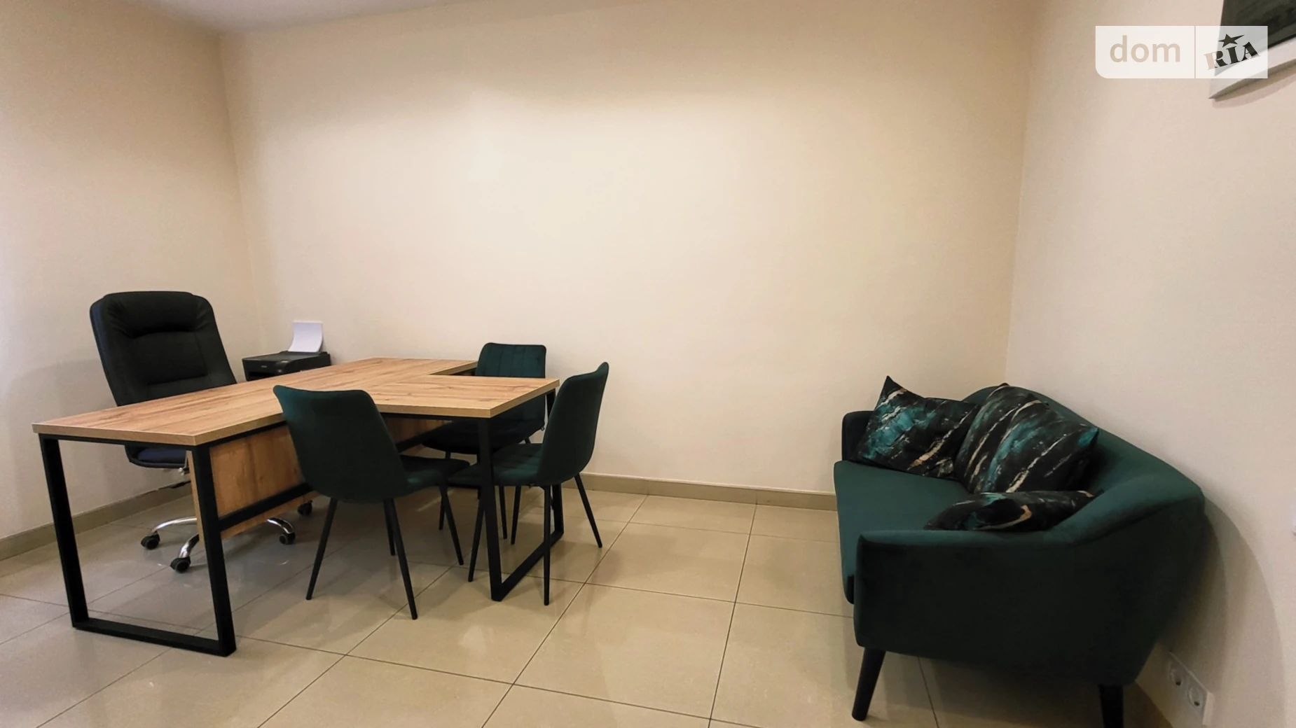 Сдается в аренду офис 52.8 кв. м в бизнес-центре, цена: 600 $ - фото 3