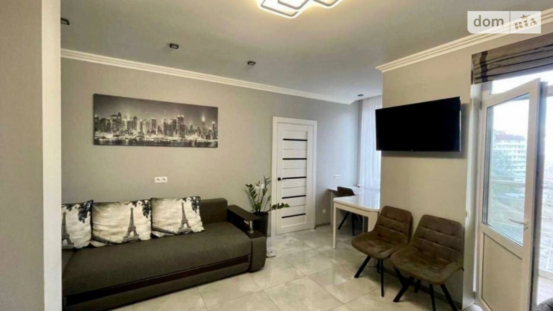 Продается 2-комнатная квартира 63 кв. м в Житомире, просп. Независимости(Ватутина), 29 - фото 2