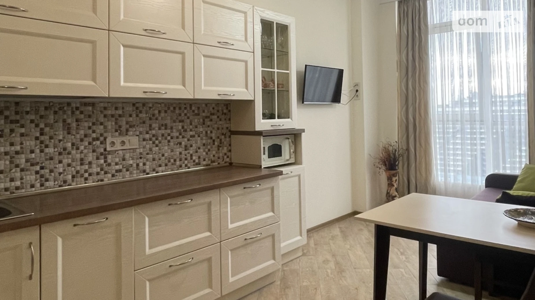 Продається 1-кімнатна квартира 45.7 кв. м у Одесі, бул. Французький, 60В - фото 3