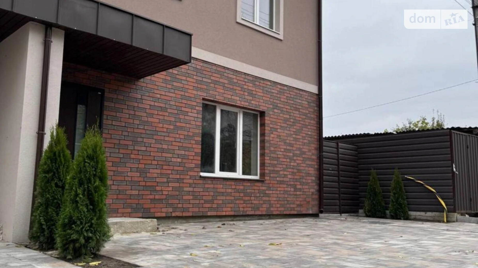 Продается дом на 2 этажа 129 кв. м с бассейном, цена: 110000 $ - фото 2