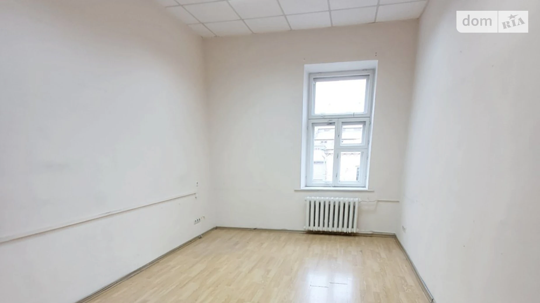 Сдается в аренду офис 19.9 кв. м в бизнес-центре, цена: 7040 грн - фото 5