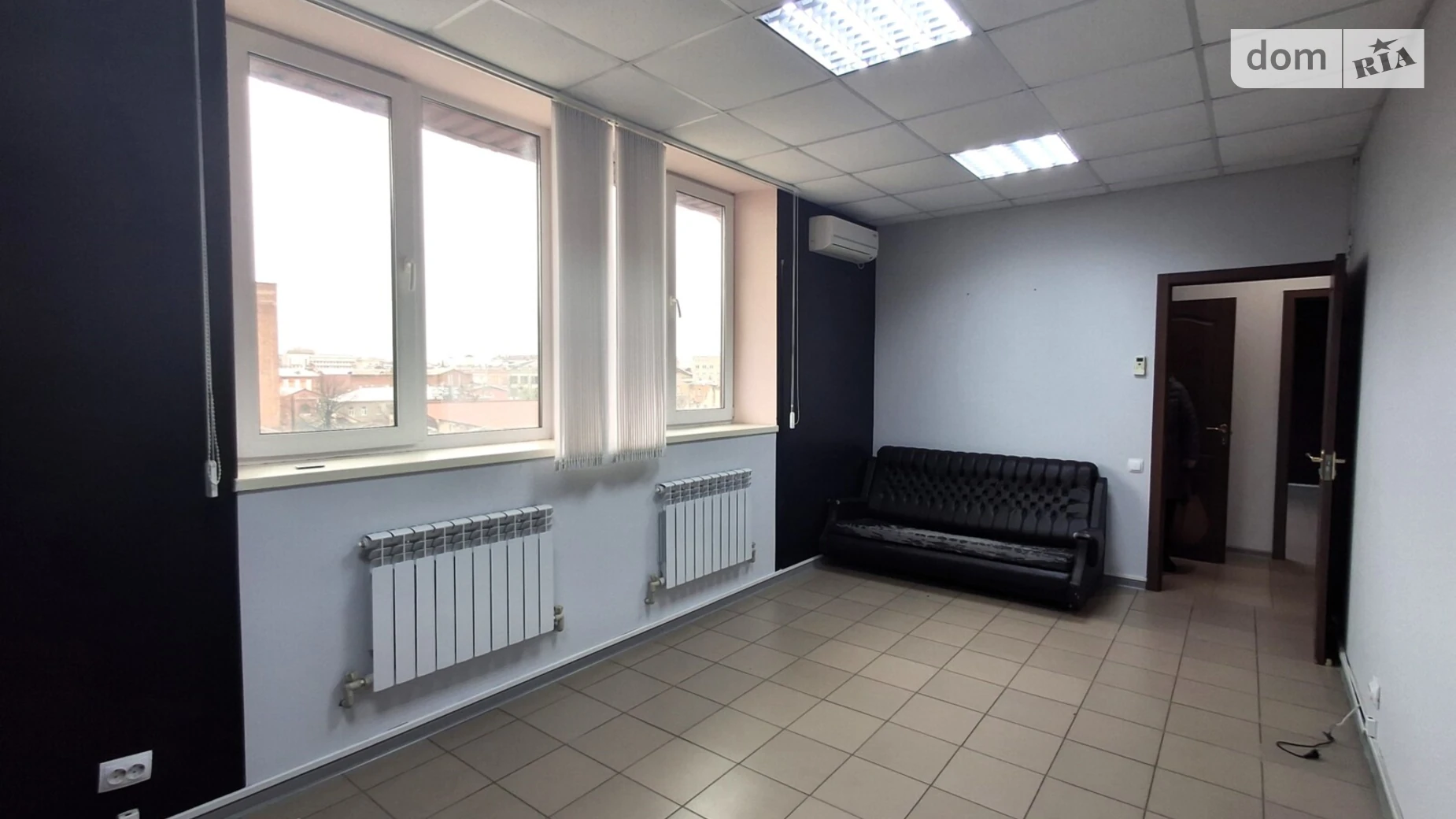 Сдается в аренду офис 100 кв. м в бизнес-центре, цена: 10000 грн - фото 3