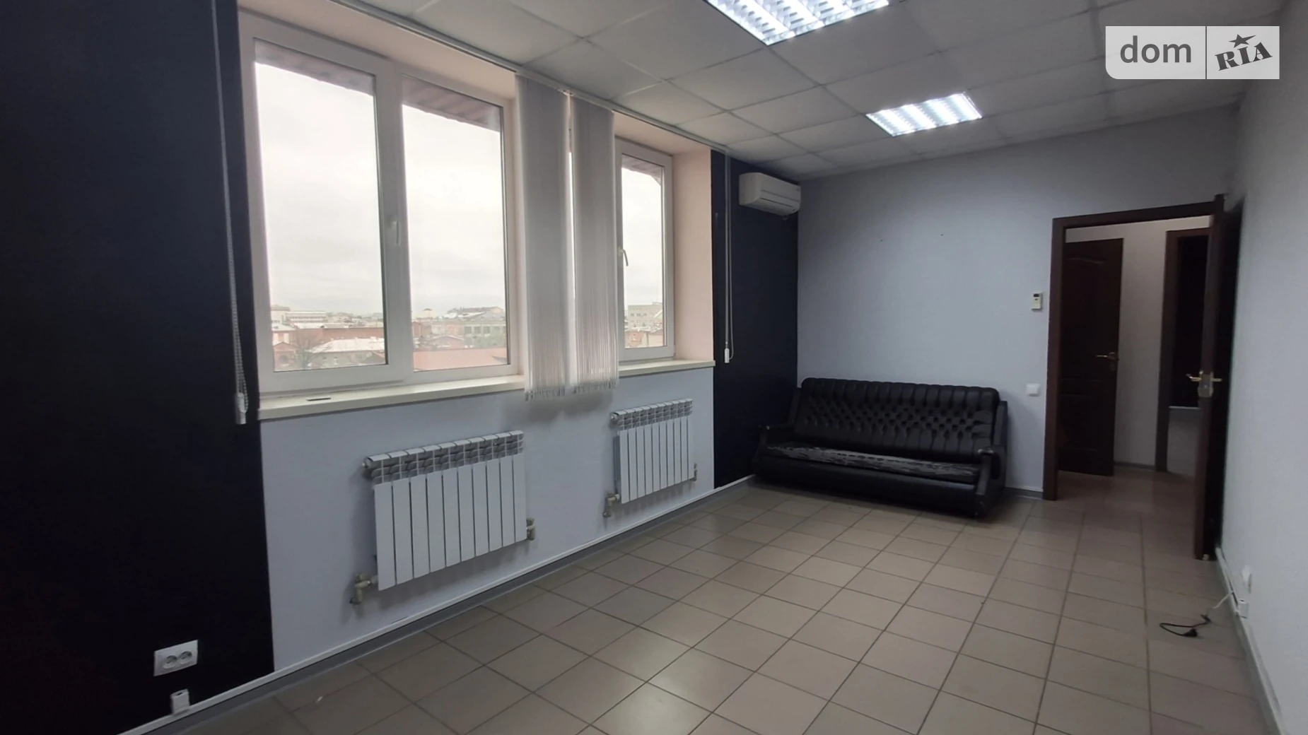 Сдается в аренду офис 100 кв. м в бизнес-центре, цена: 10000 грн - фото 4