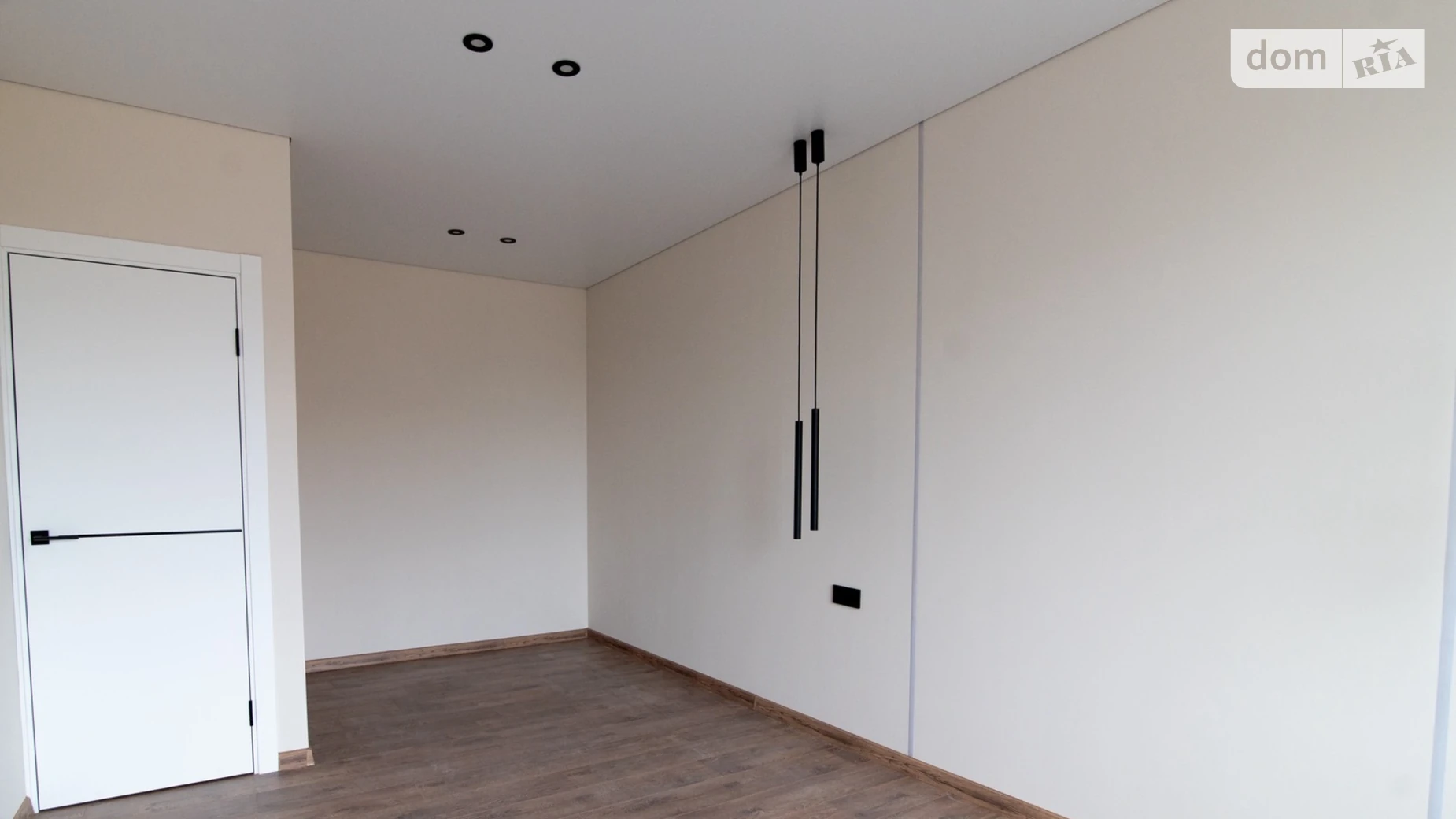 мас. Веснянковый, 10 Ленокомбинат Ровно - фото 3