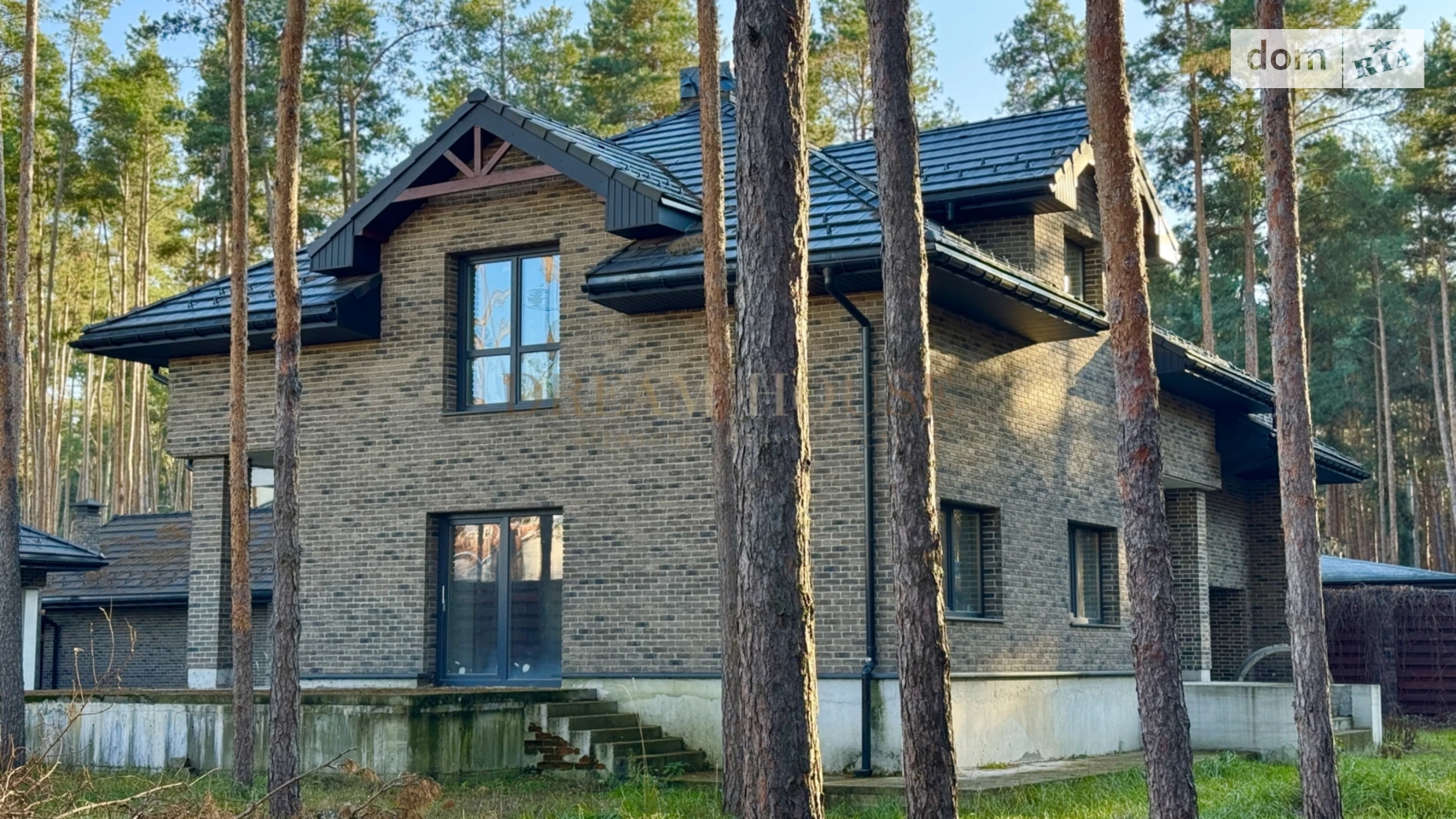 Продается дом на 2 этажа 450 кв. м с бассейном, цена: 450000 $ - фото 4