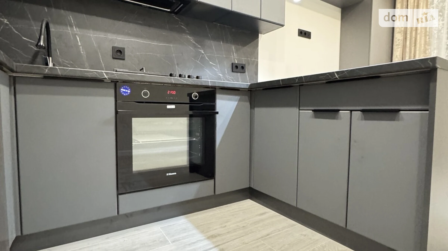 1-комнатная квартира 45 кв. м в Луцке, ул. Ровенская, 119 - фото 2