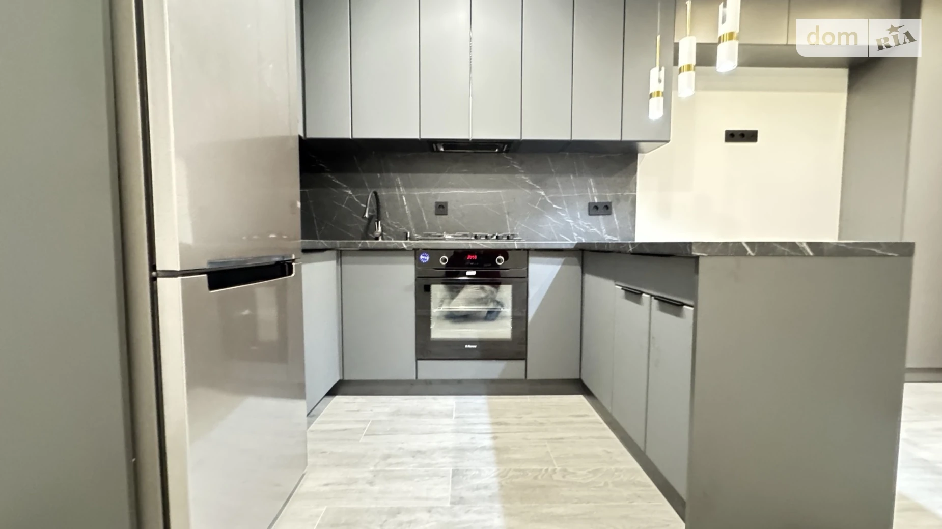 1-комнатная квартира 45 кв. м в Луцке, ул. Ровенская, 119 - фото 4