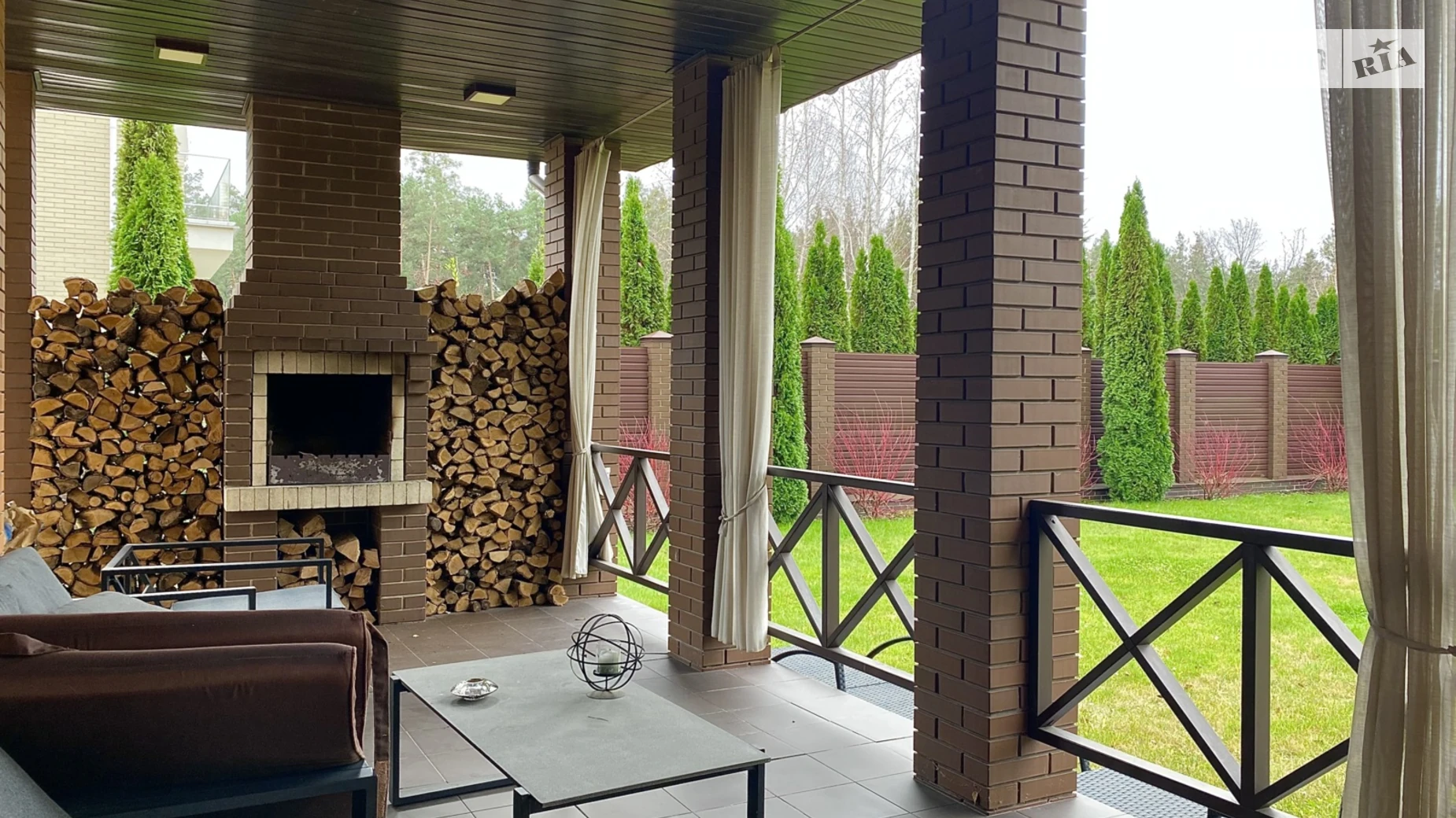 Продается дом на 2 этажа 299.6 кв. м с террасой, цена: 800000 $ - фото 2