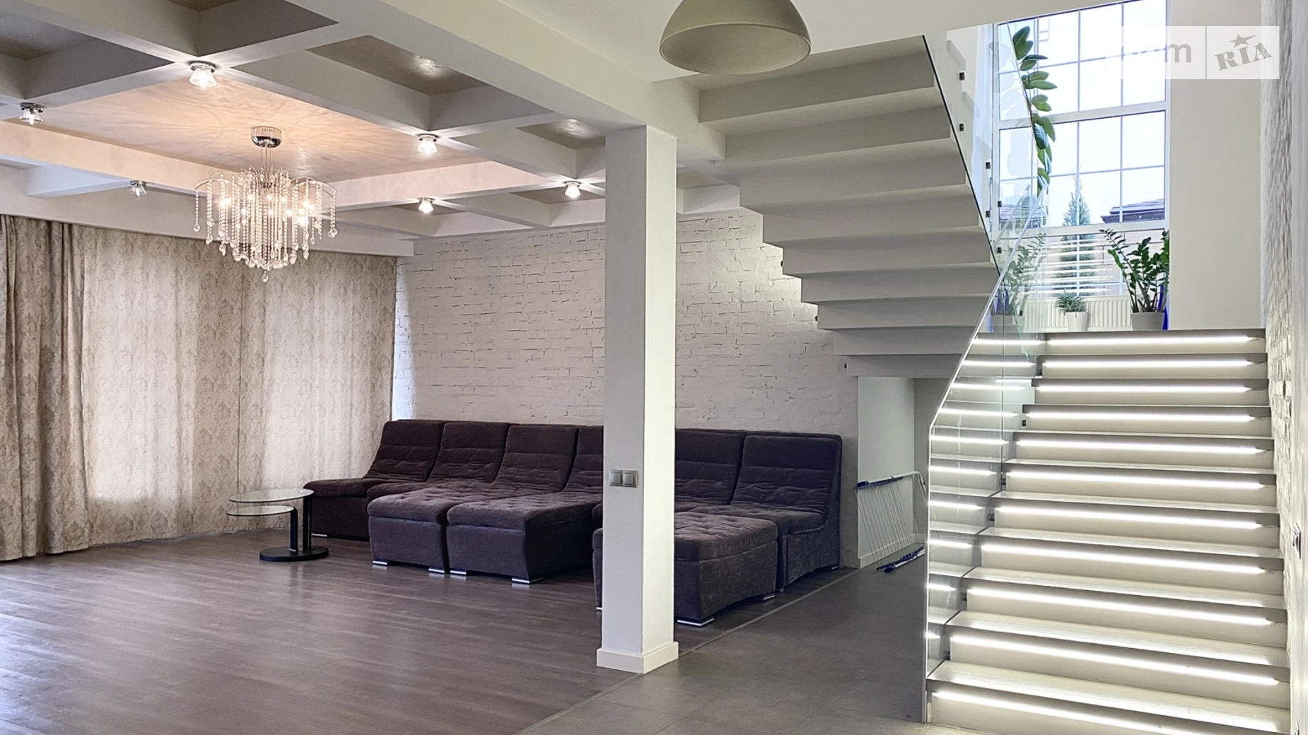 Продается дом на 2 этажа 299.6 кв. м с террасой, цена: 800000 $ - фото 5