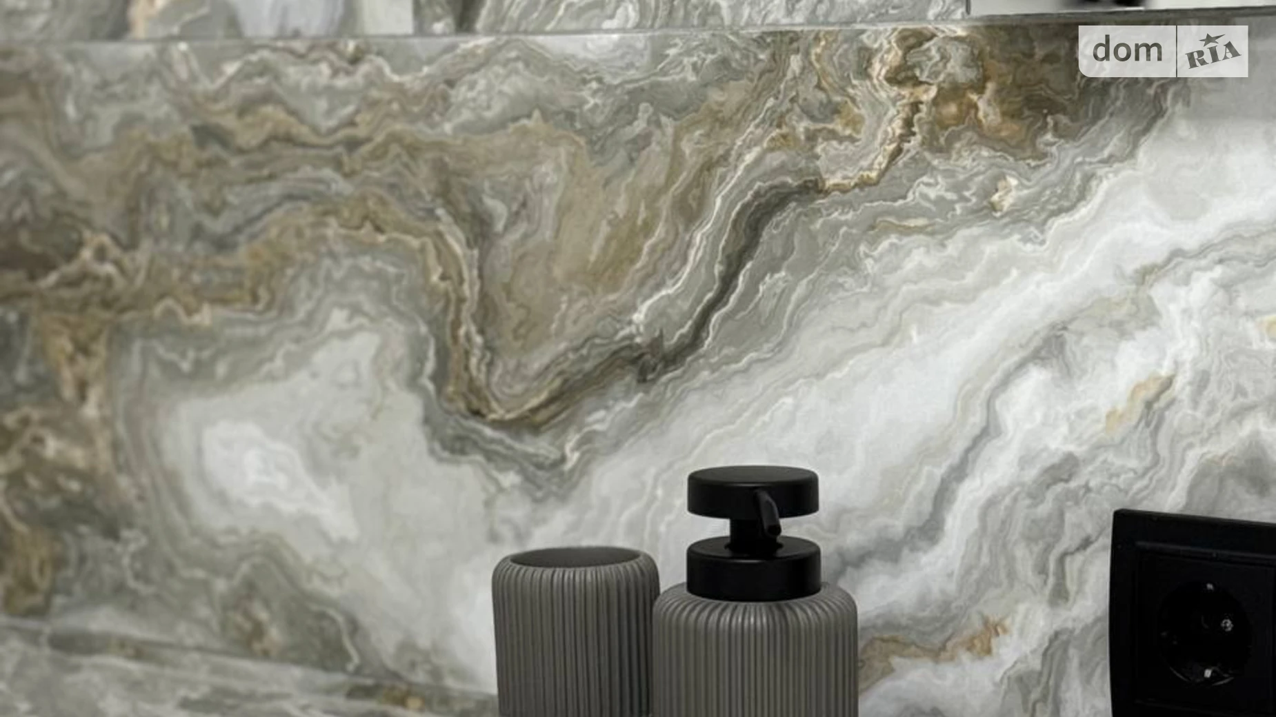 Продается 2-комнатная квартира 68.4 кв. м в Хмельницком, ул. Лесогриневецкая, 34Б - фото 2