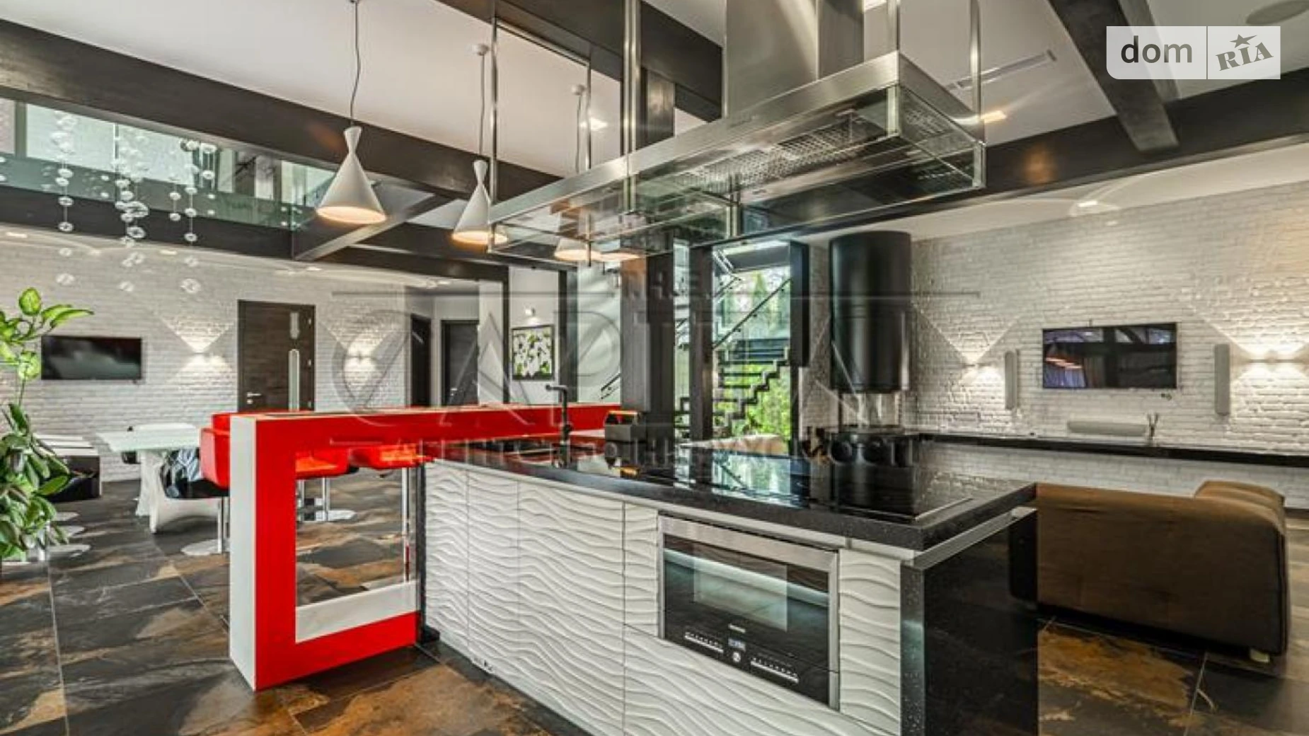 Продается дом на 2 этажа 317 кв. м с камином, цена: 1100000 $ - фото 3