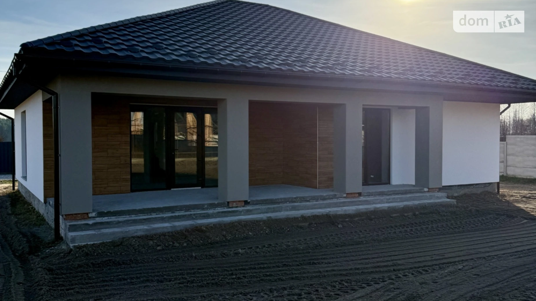 Продается одноэтажный дом 120 кв. м с беседкой, цена: 110000 $ - фото 4