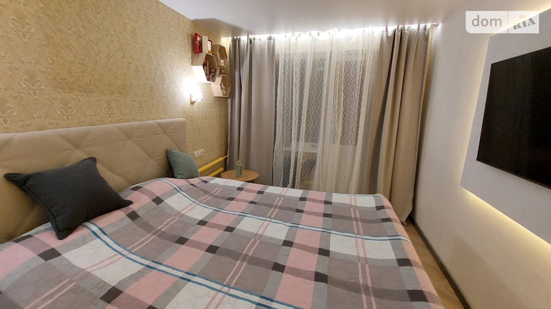 Продается 3-комнатная квартира 59.8 кв. м в Каменском, ул. Харьковская - фото 3