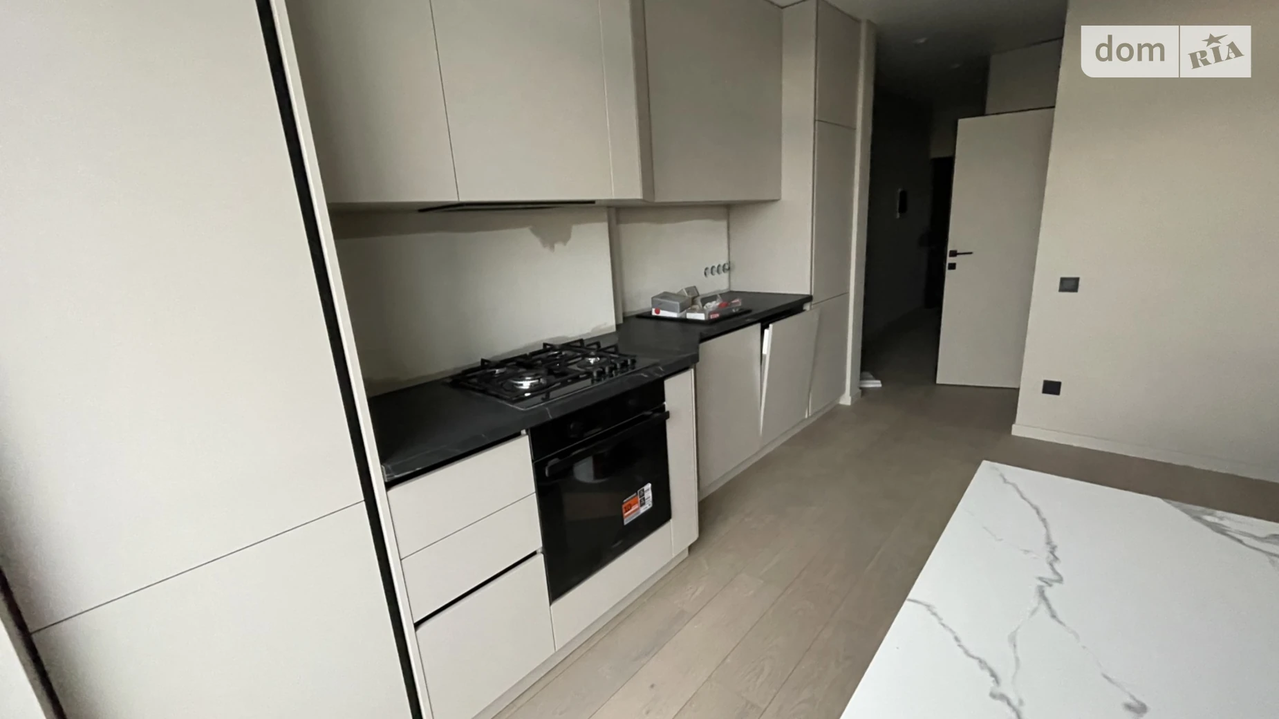 Продается 2-комнатная квартира 56 кв. м в Ужгороде, ул. Бабьяка, 18 - фото 3