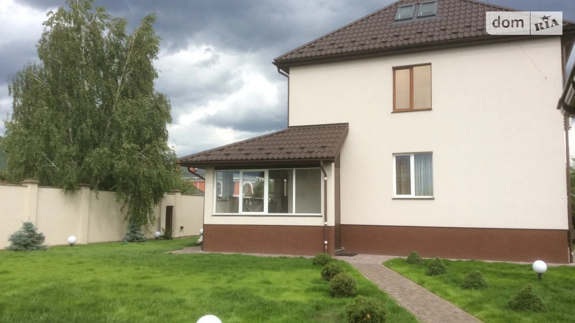 Продается дом на 2 этажа 350 кв. м с участком, цена: 300000 $ - фото 3