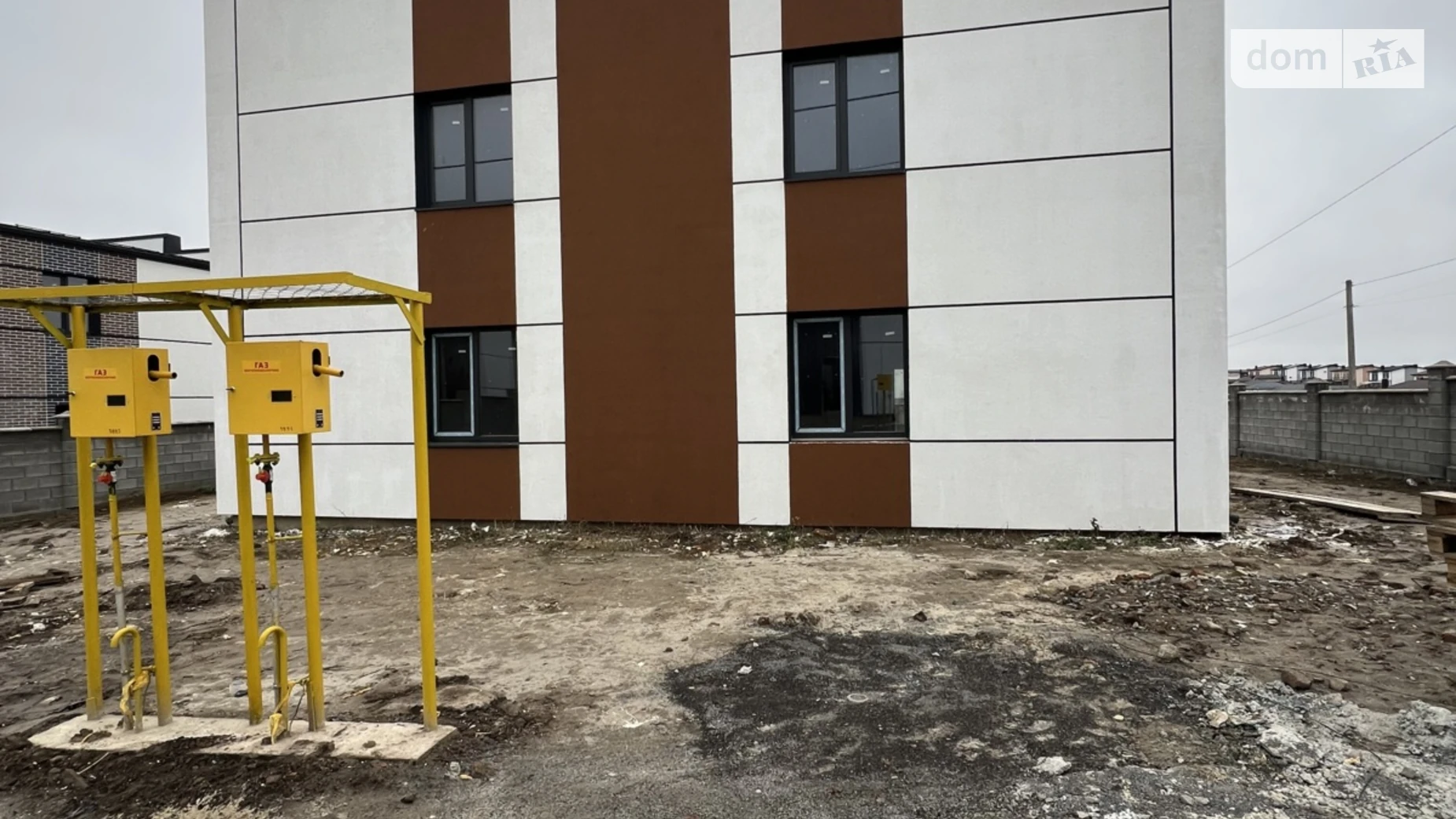 ул. Кулика и Гудачека(Макарова) Авторынок Ровно, цена: 75000 $ - фото 3