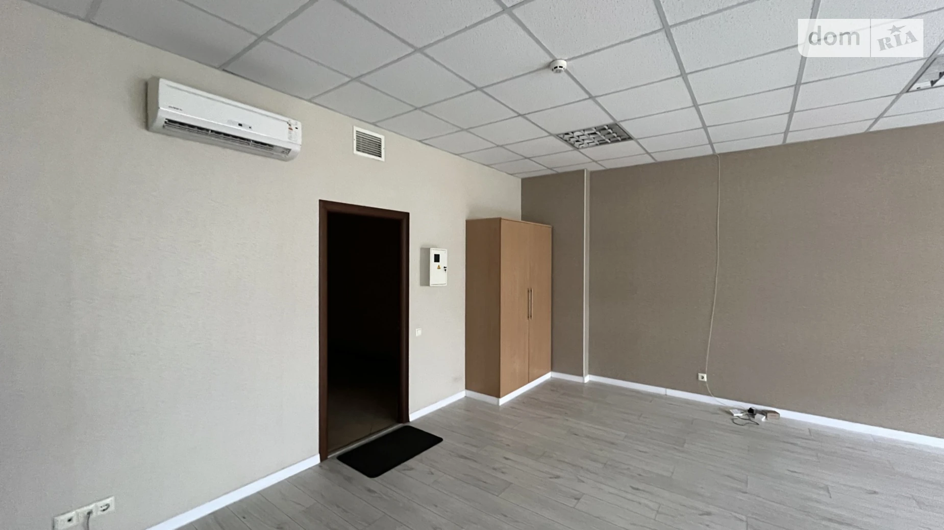 Здається в оренду офіс 52 кв. м в бізнес-центрі, цена: 9100 грн - фото 4