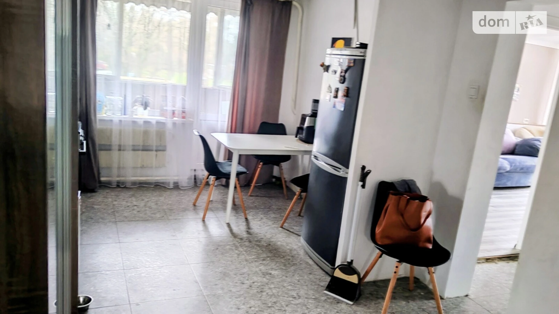 Продается 2-комнатная квартира 56.3 кв. м в, цена: 25500 $ - фото 2