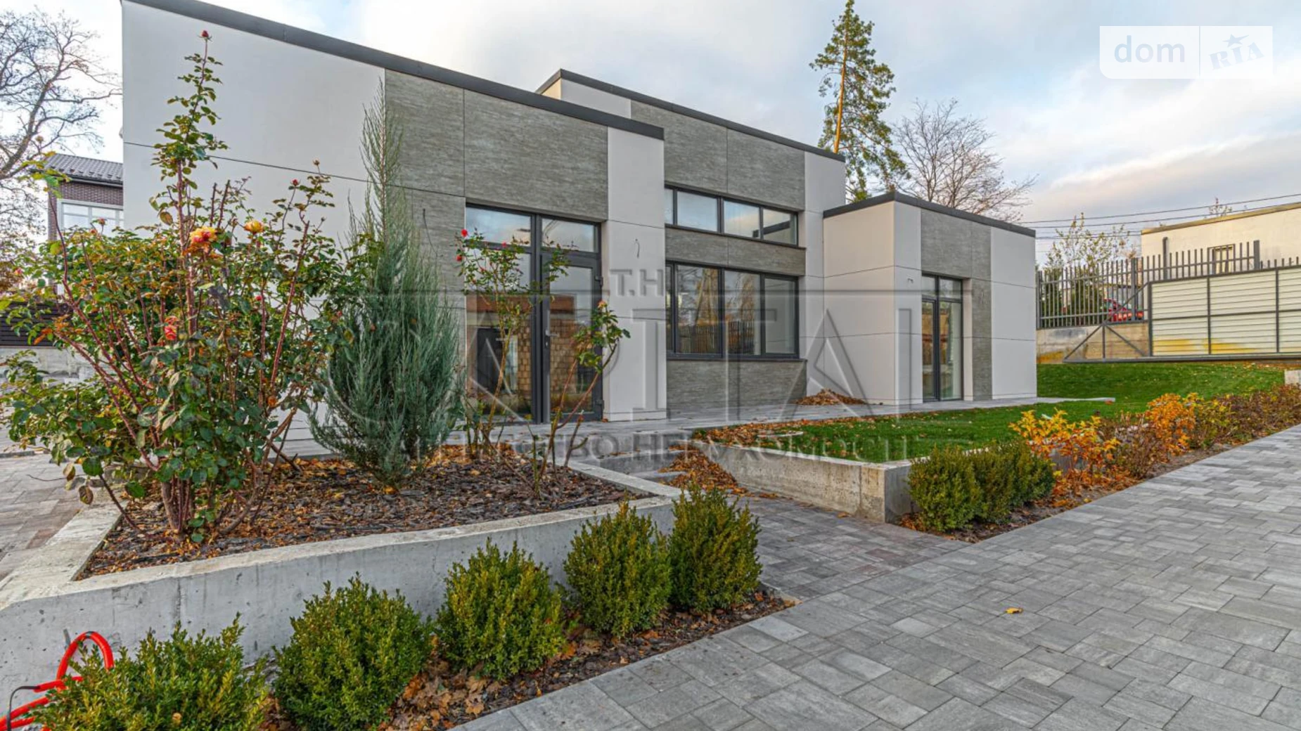 Продается одноэтажный дом 172 кв. м с бассейном, цена: 415000 $ - фото 4