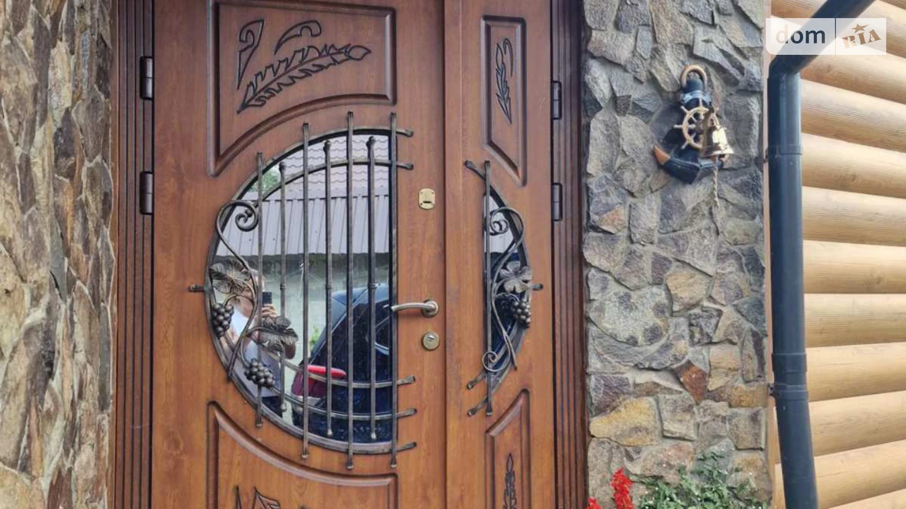 Продается дом на 3 этажа 330 кв. м с террасой, цена: 160000 $ - фото 2