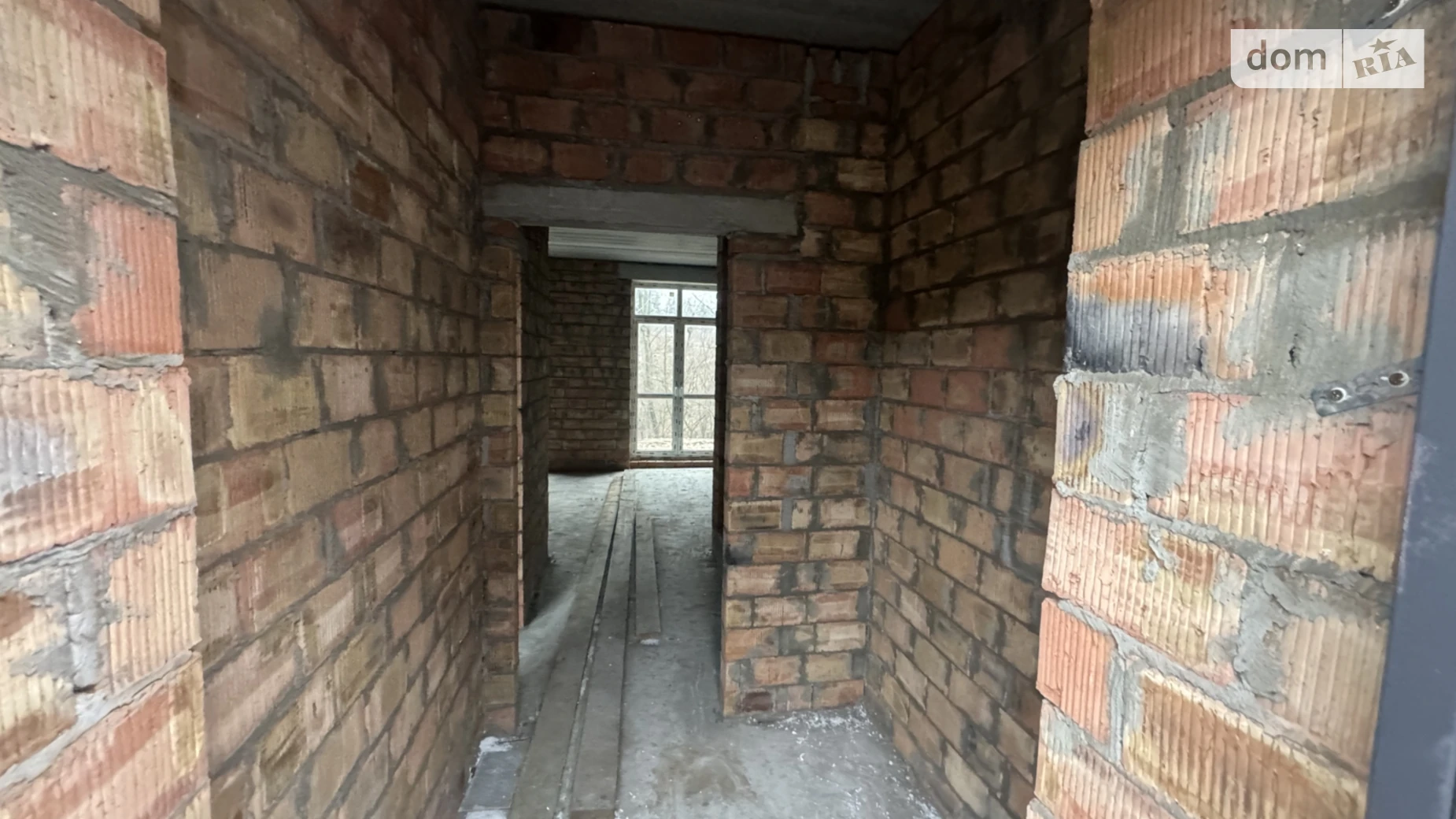 Продается дом на 2 этажа 100 кв. м с бассейном, цена: 72000 $ - фото 3