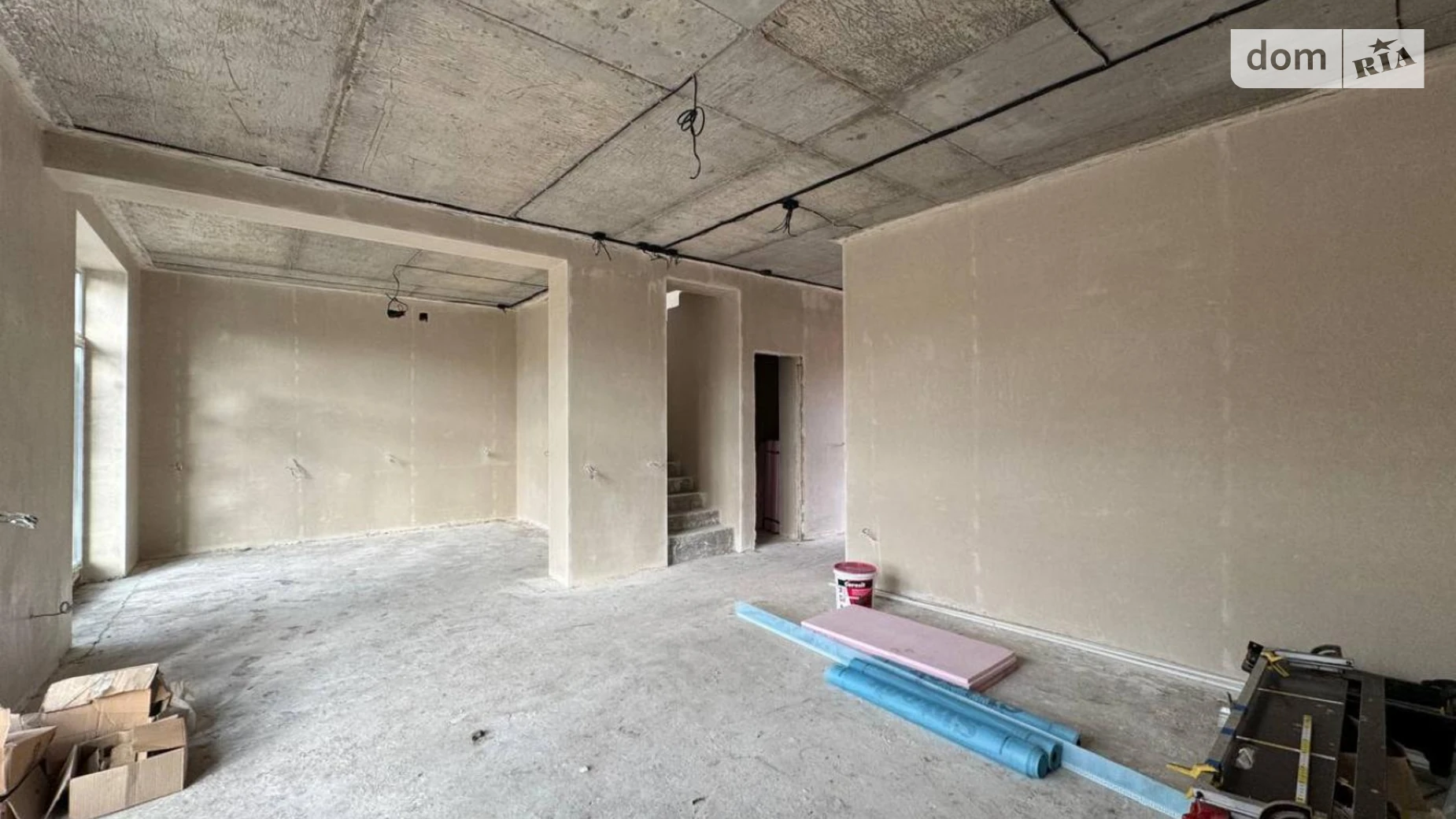 Продается дом на 2 этажа 150 кв. м с камином, цена: 180000 $ - фото 2