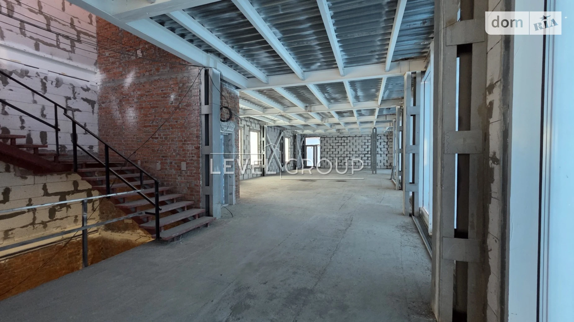 Продается помещения свободного назначения 646.3 кв. м в 2-этажном здании, цена: 2500000 $ - фото 4