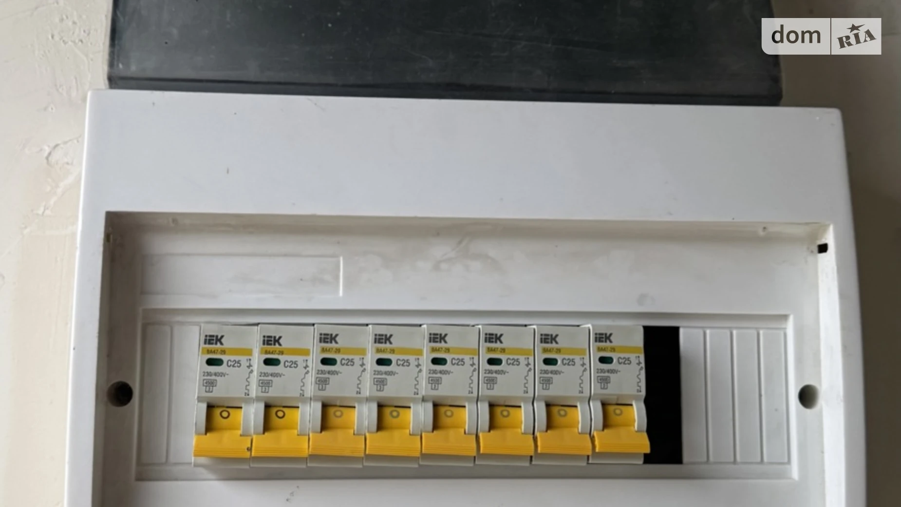 Продается дом на 2 этажа 120 кв. м с бассейном, цена: 84999 $ - фото 2