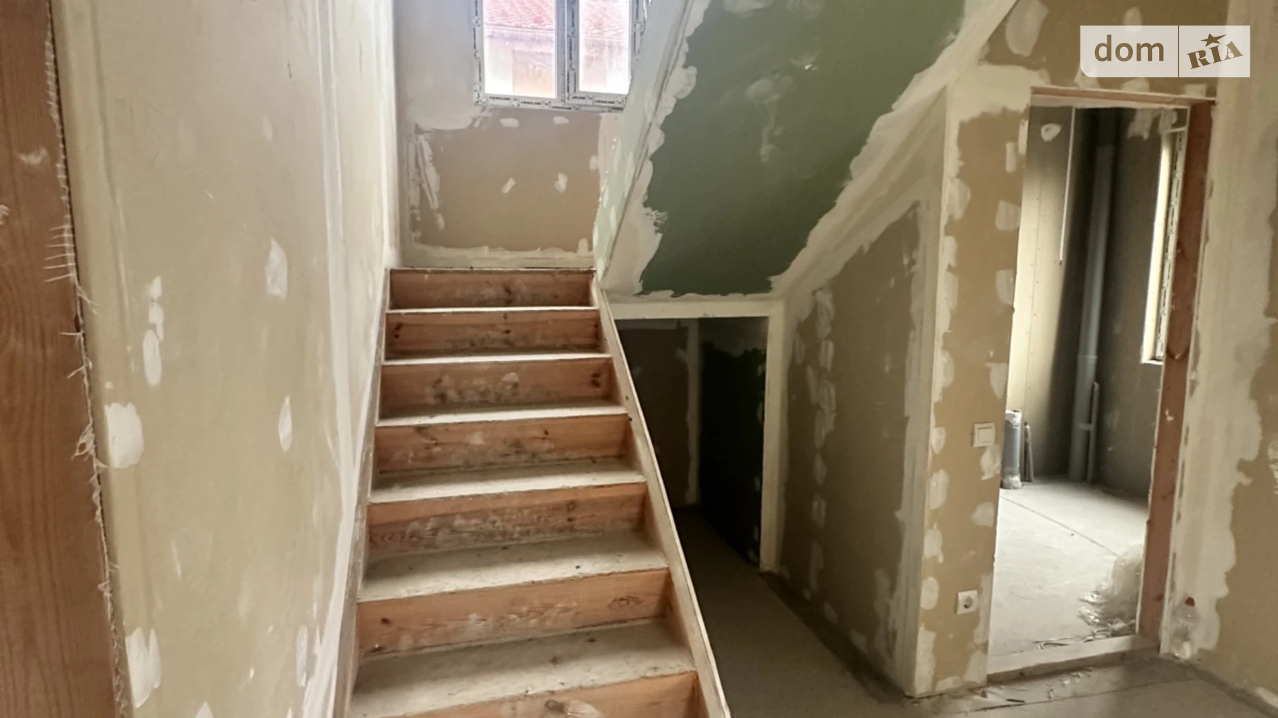 Продается дом на 2 этажа 120 кв. м с подвалом, цена: 85000 $ - фото 4