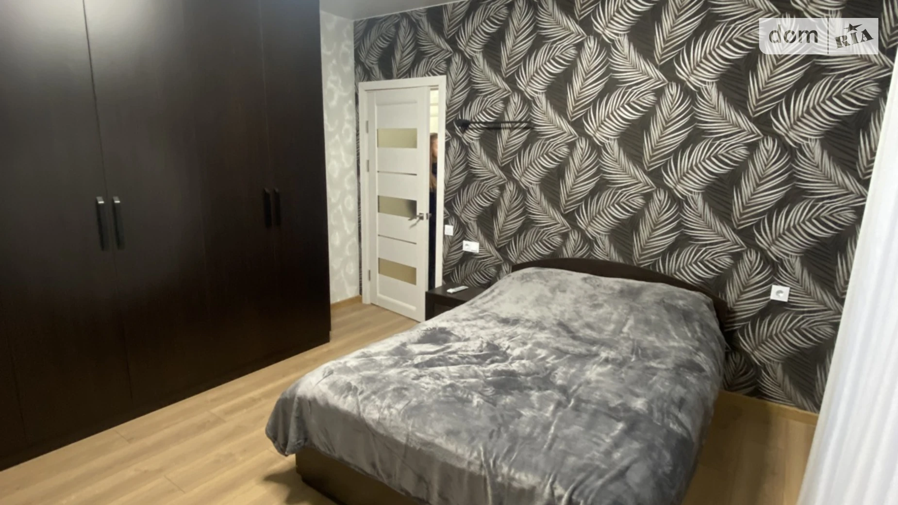 Продается 1-комнатная квартира 49 кв. м в Житомире, Ворота Искусств майд., 9А - фото 4