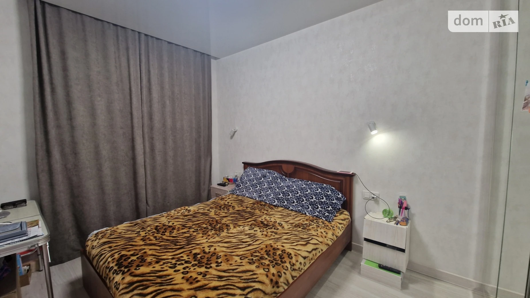 Продается 1-комнатная квартира 42.5 кв. м в Днепре, ул. Гидропарковая, 13 - фото 2