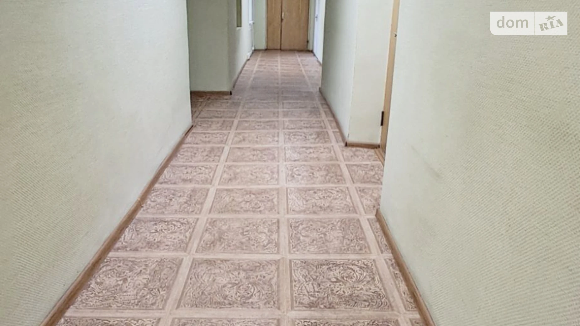 Сдается в аренду офис 18.5 кв. м в бизнес-центре, цена: 6530 грн - фото 2