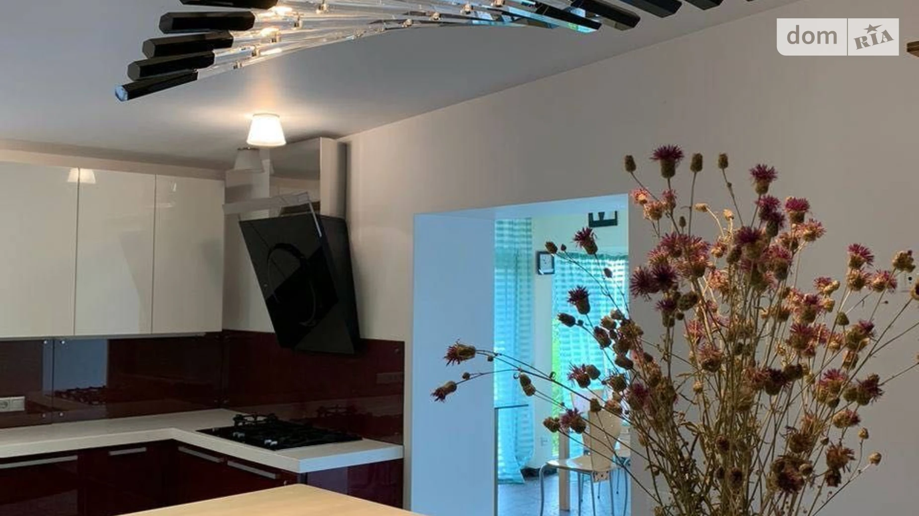 Сдается в аренду дом на 2 этажа 550 кв. м с бассейном, цена: 2500 $ - фото 4