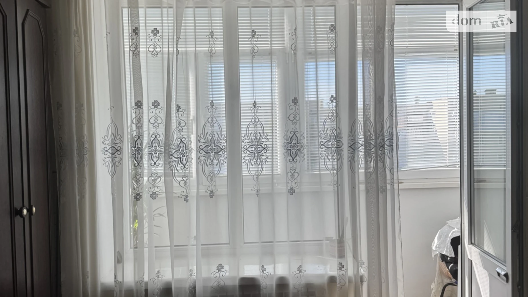 Продается 3-комнатная квартира 57.3 кв. м в Дубровице, цена: 33000 $ - фото 3