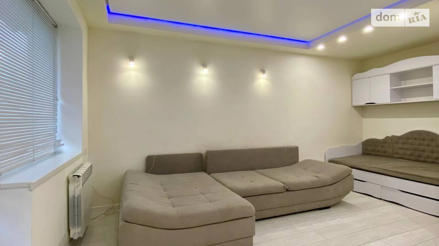 Продается 1-комнатная квартира 28.2 кв. м в Каменском, просп. Аношкина, 82 - фото 2