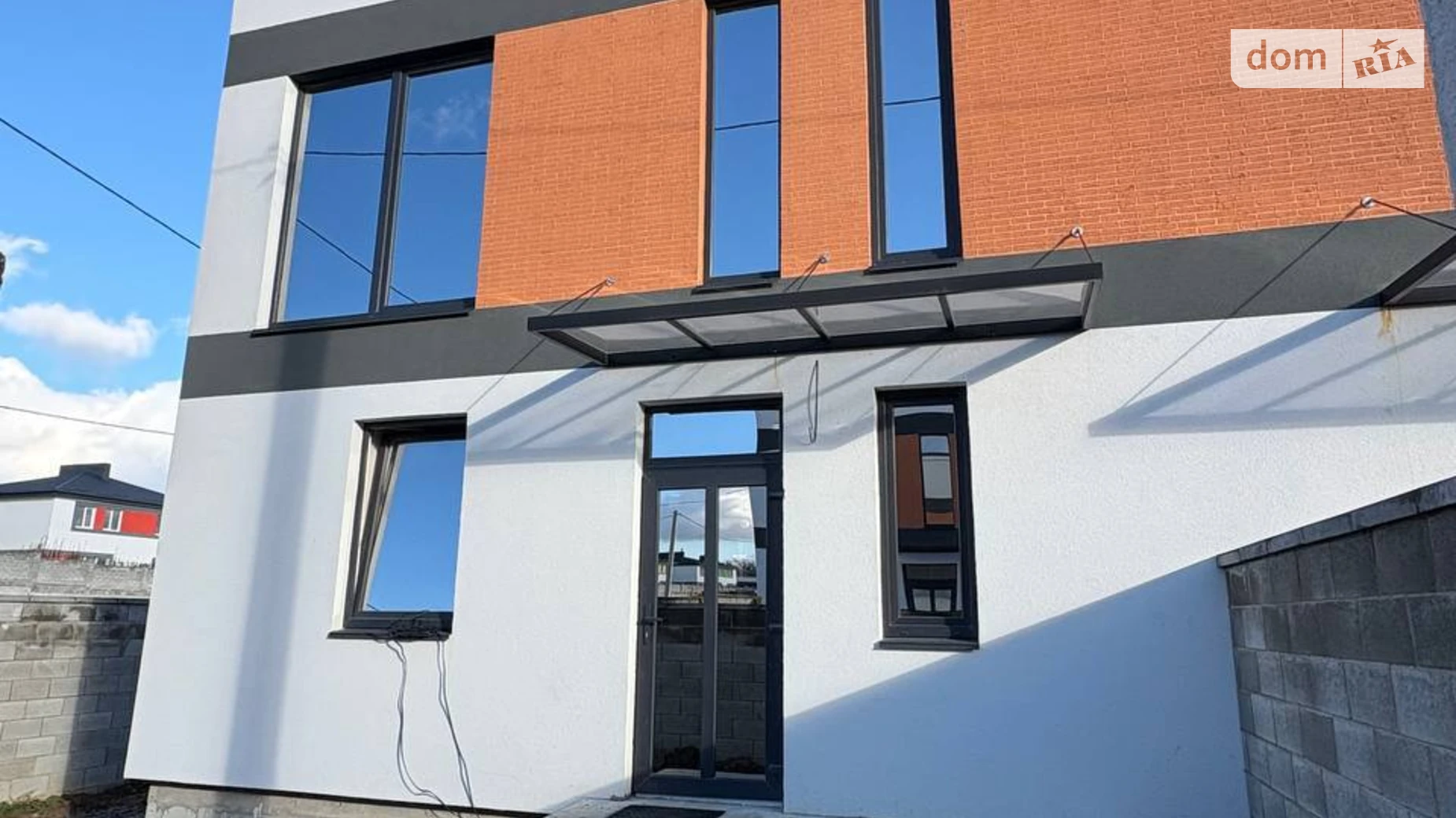 мас. Яблоневый Ювилейный Ровно, цена: 127000 $ - фото 2