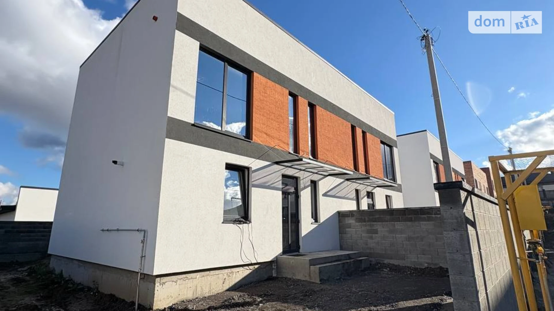 мас. Яблоневый Ювилейный Ровно, цена: 127000 $ - фото 3