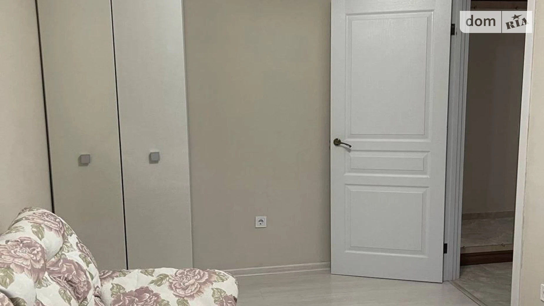 Продается 2-комнатная квартира 48 кв. м в Ровно, ул. Крушельницкой Соломии - фото 5