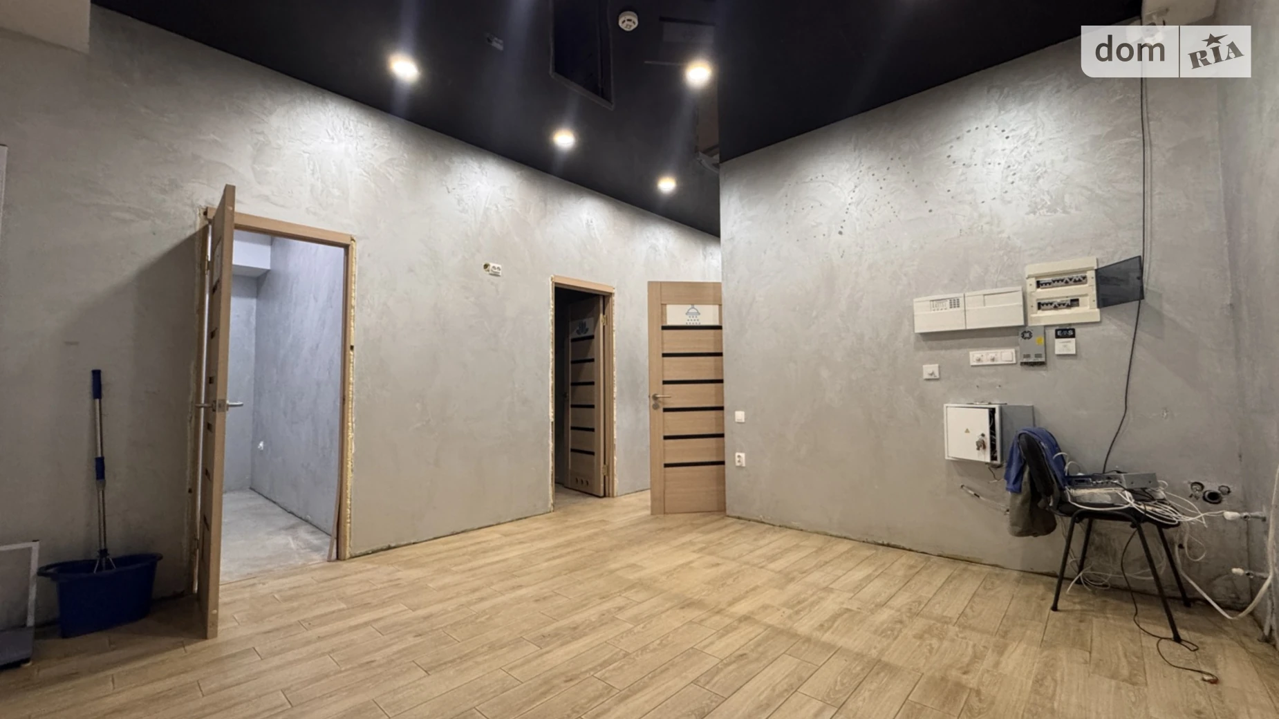 Продается помещения свободного назначения 70.2 кв. м в 9-этажном здании, цена: 70000 $ - фото 2