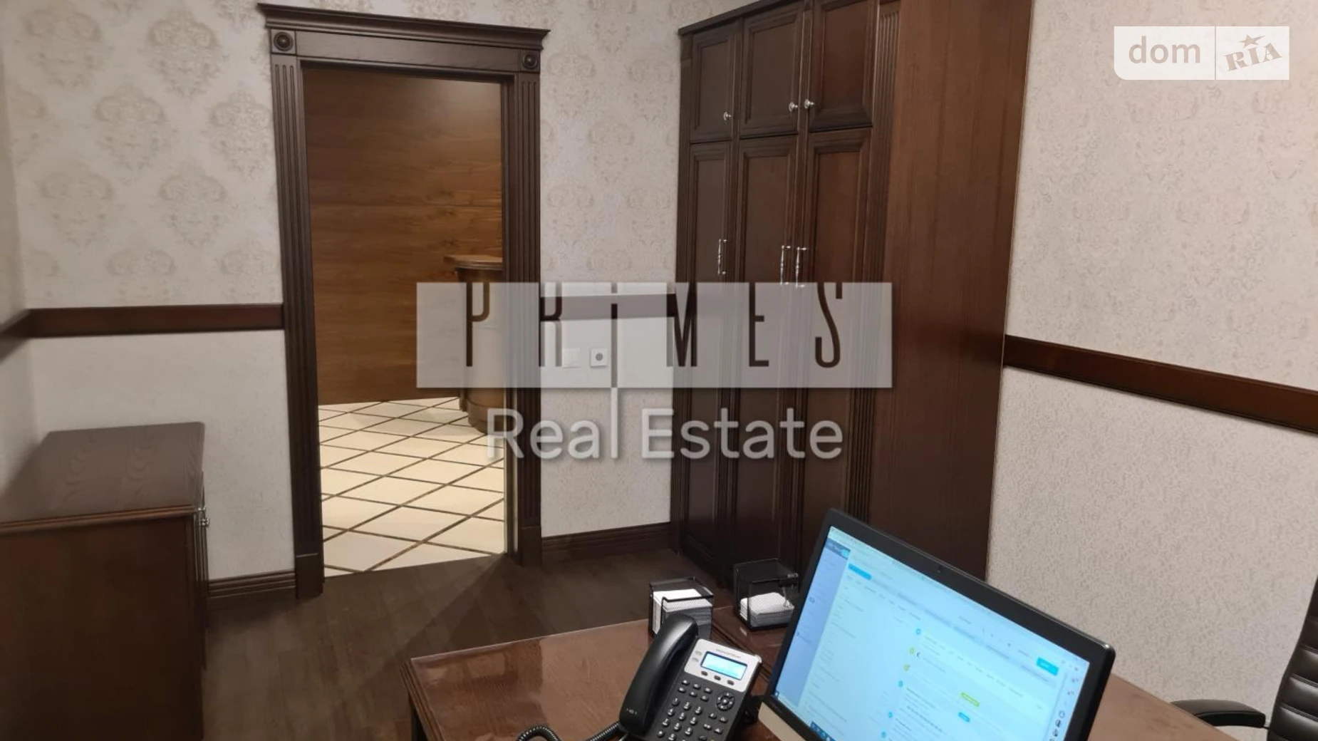 Продается офис 100 кв. м в бизнес-центре, цена: 275000 $ - фото 2