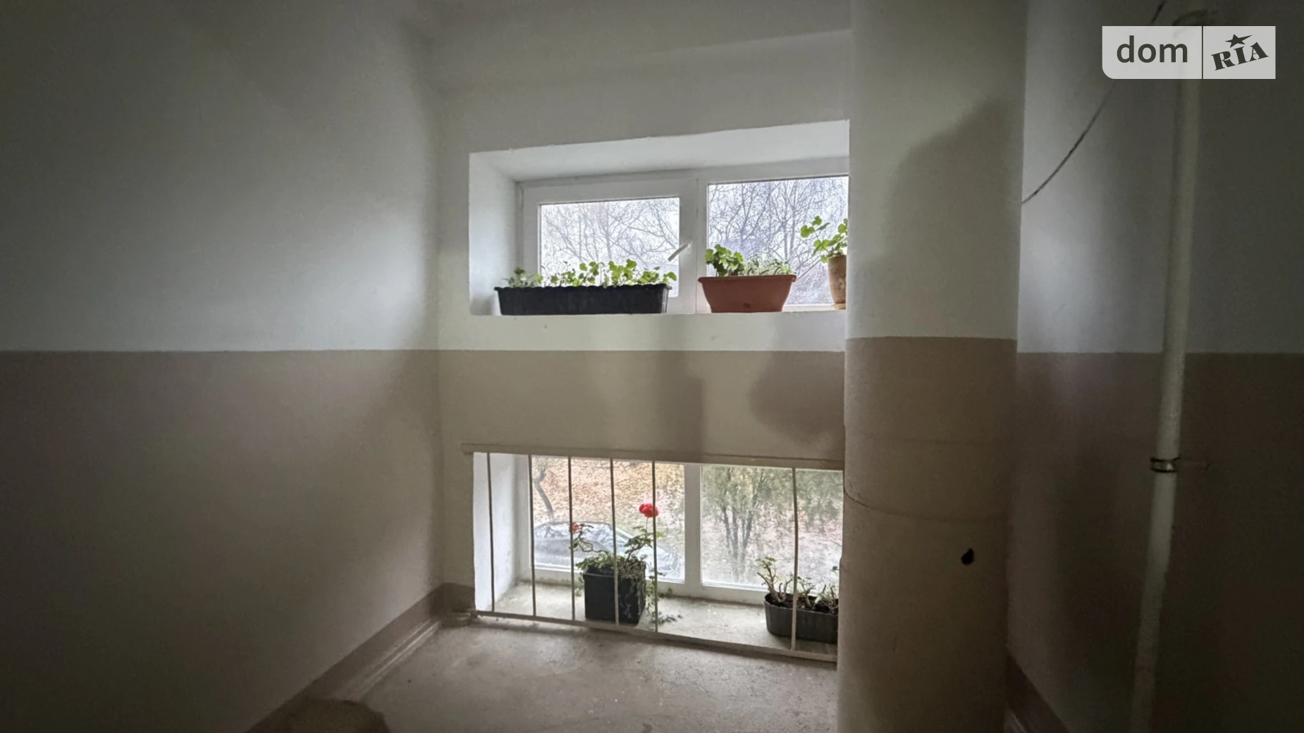 Продается 3-комнатная квартира 68 кв. м в Ужгороде, пер. Университетский - фото 2