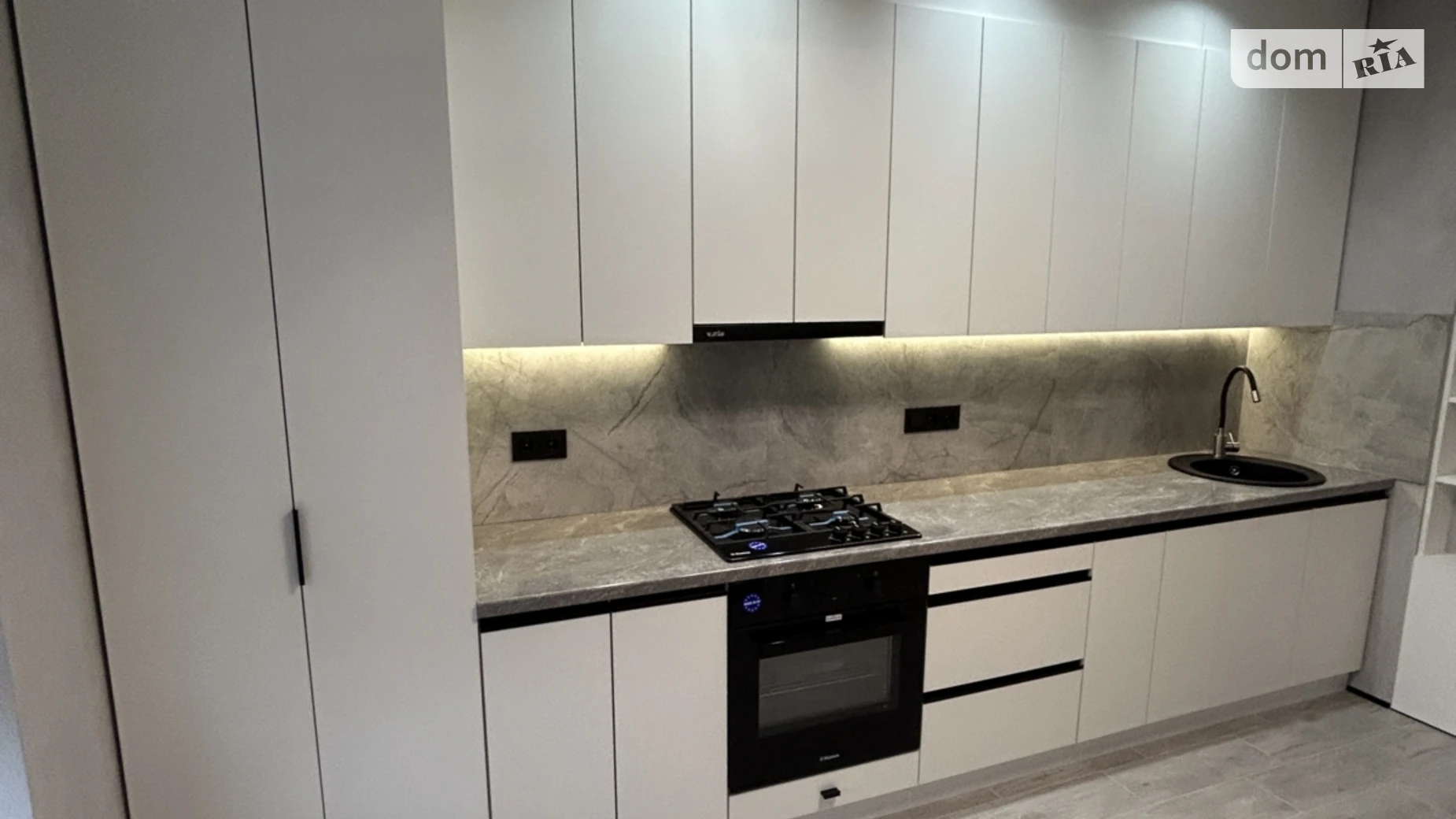 Продается 1-комнатная квартира 35 кв. м в Буче, ул. Князя Владимира Великого, 14 - фото 2