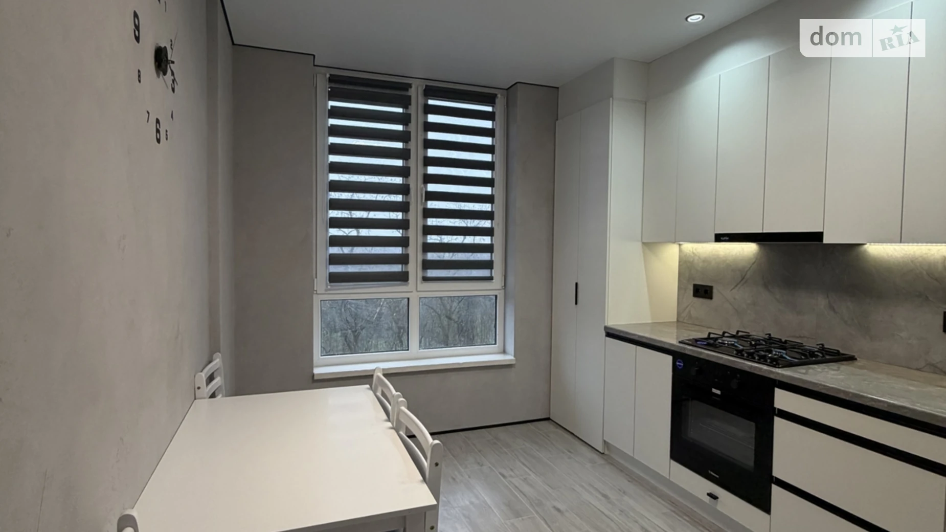 Продается 1-комнатная квартира 37 кв. м в Буче, ул. Князя Владимира Великого, 14  - фото 4