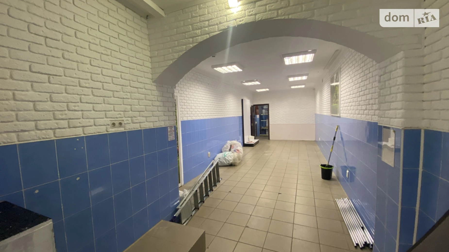 Сдается в аренду объект сферы услуг 80 кв. м в 1-этажном здании, цена: 30000 грн - фото 4