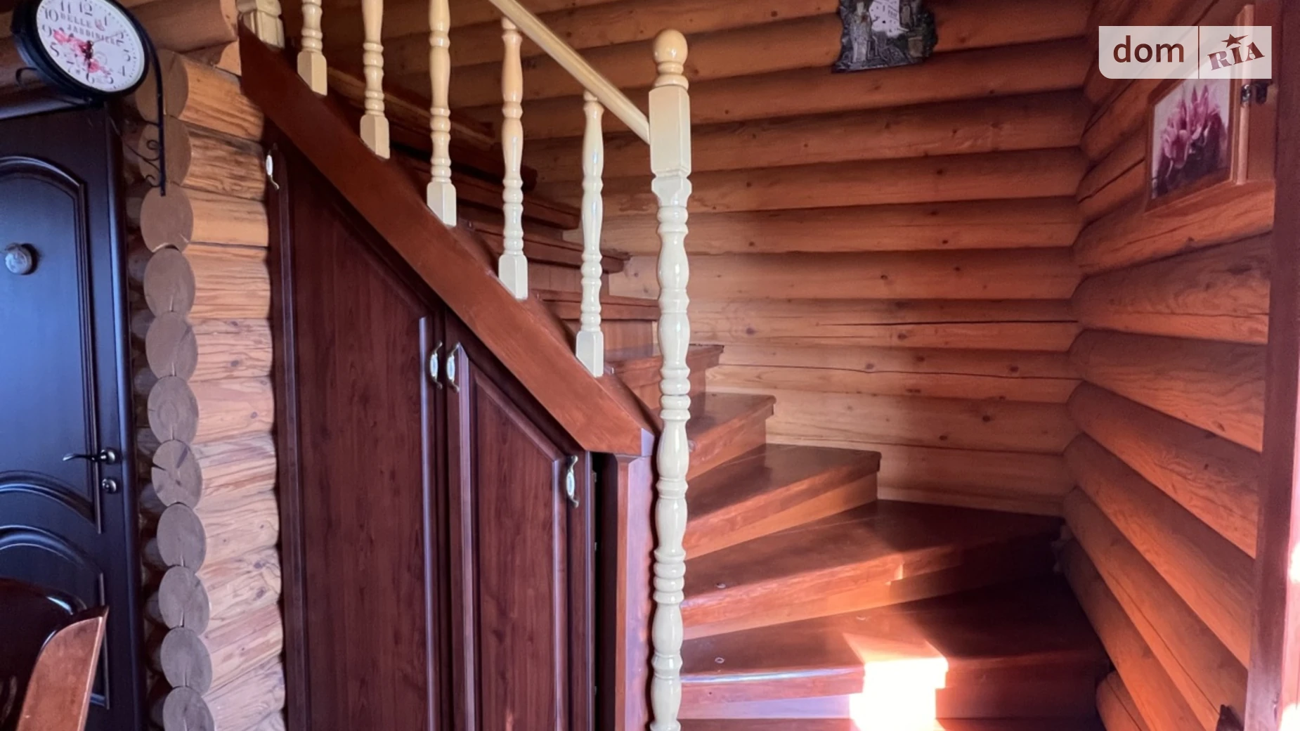 Продается дом на 2 этажа 240 кв. м с гаражом, цена: 130000 $ - фото 4