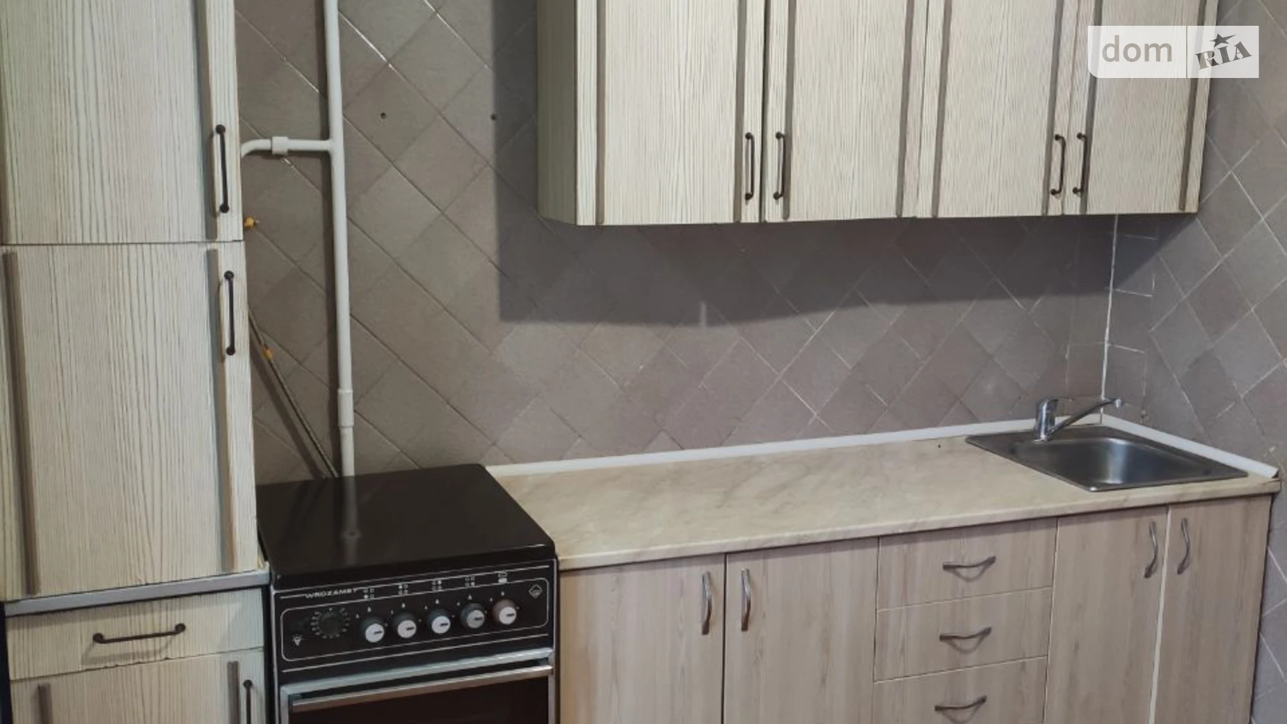 Продается 1-комнатная квартира 35 кв. м в Ровно, ул. Мельника Андрея, 22 - фото 2