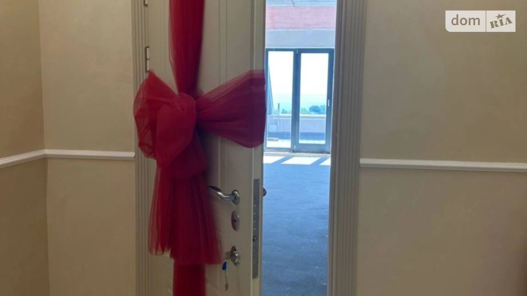 Продается 4-комнатная квартира 200 кв. м в Одессе, Фонтанская дор., 62К - фото 2