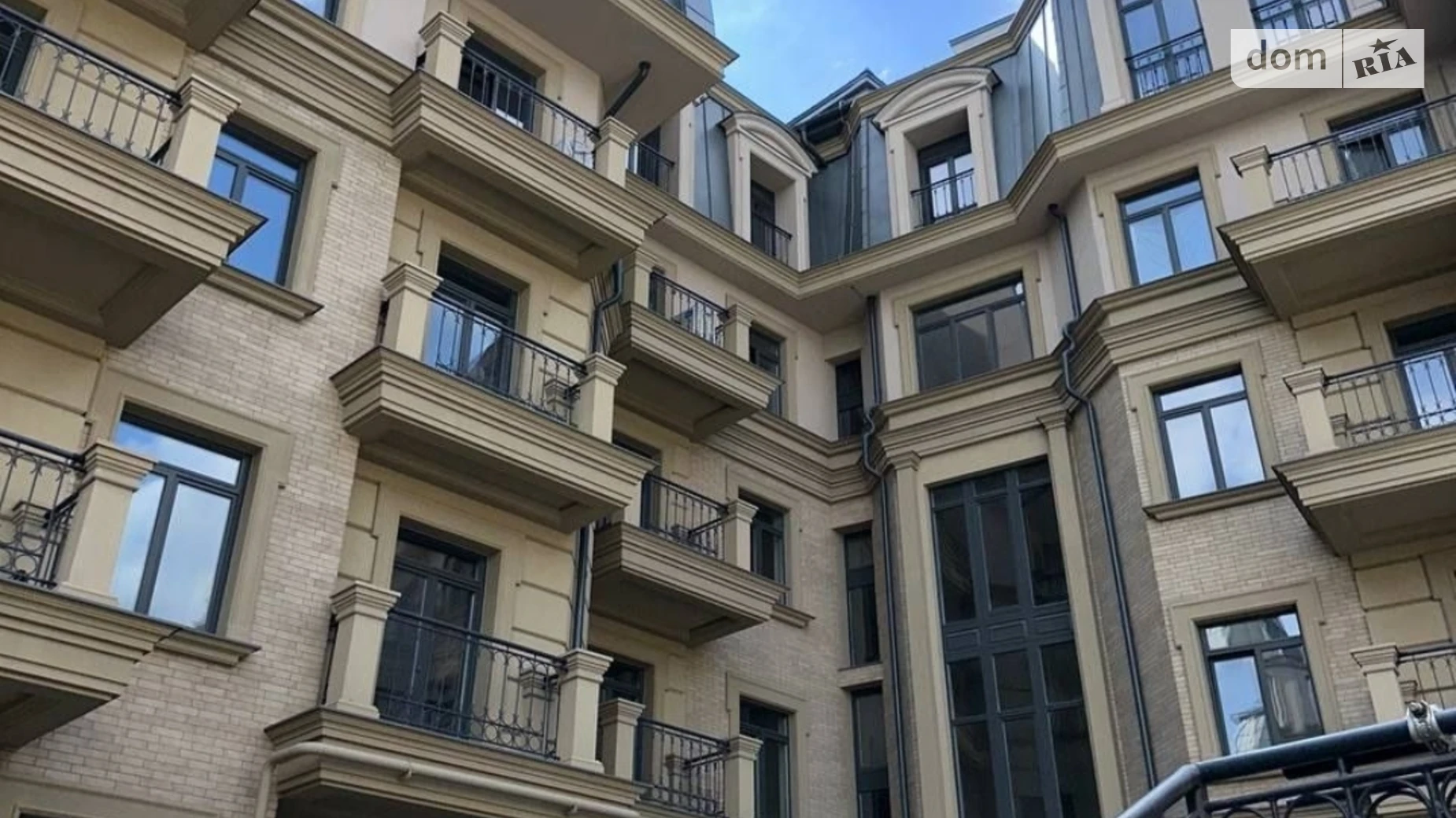 Продается 4-комнатная квартира 200 кв. м в Одессе, Фонтанская дор., 62К - фото 4